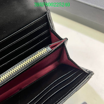 EC - CHL Wallet - 2499