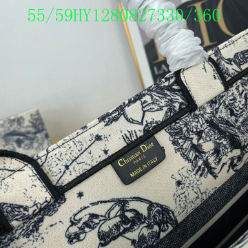 Christian Dior Luxury Bag - The Tote   376