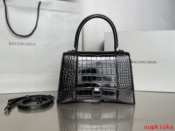 CS - BG Hourglass Bags - 023