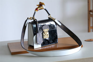 EC Fashion Lu-Vi bags - 8047