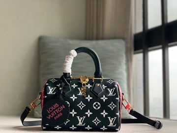 EC - LOV Women Bag - 3030