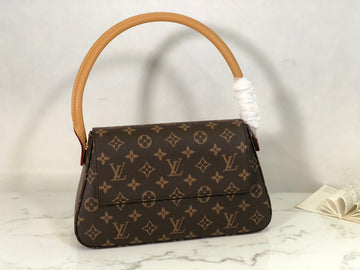 EC - LOV Women Bag - 883