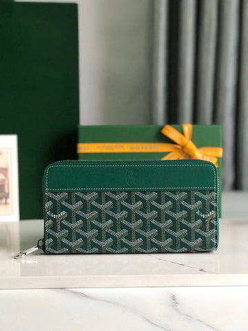EC - GYO Wallet - 242