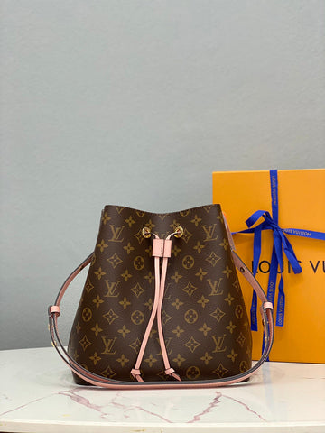 EC Fashion Lu-Vi bags - 17605