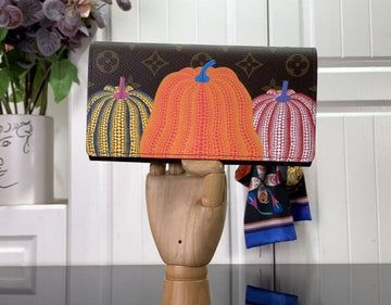 EC - LOV Bags - 1261