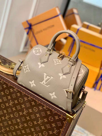 EC Fashion Lu-Vi bags - 17458