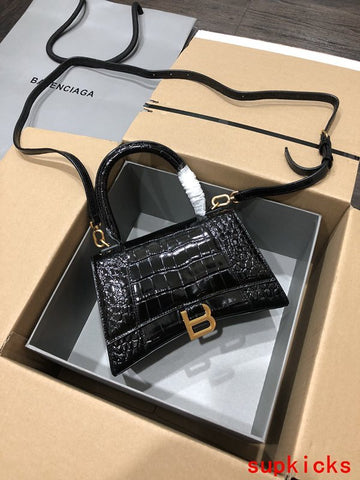 CS - BG Hourglass Bags - 197