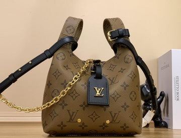 EC - LOV Bags - 651