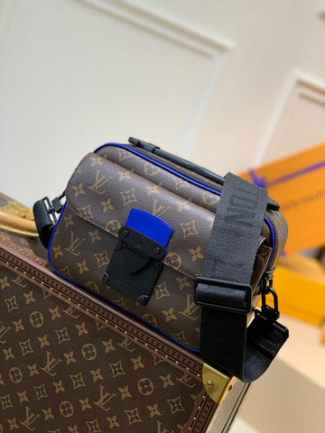 EC - LOV Women Bag - 3049