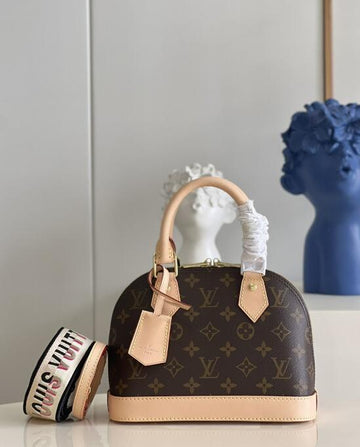 EC - LOV Bags - 1718