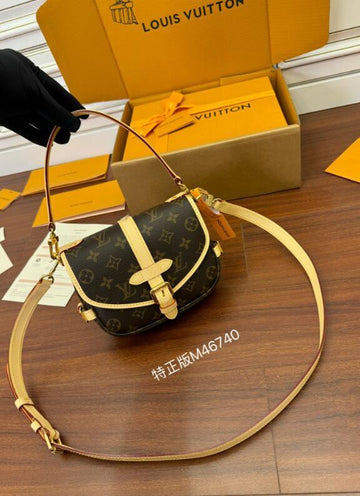 EC - LOV Bags - 486