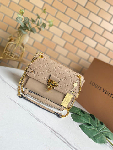 Fashion Lu-Vi bags - 3782