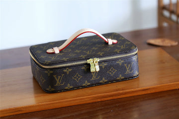 EC Fashion Lu-Vi bags - 9372