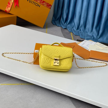 EC - LOV Wallet - 1064