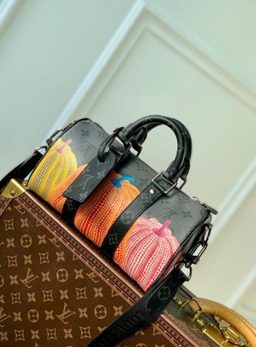 EC - LOV Bags - 1229