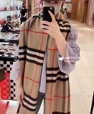 EC - BOR Scarf - 033