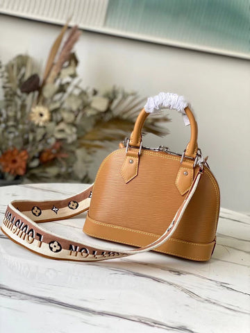 EC Fashion Lu-Vi bags - 17145