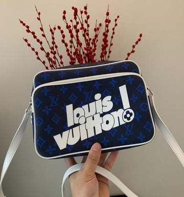 EC - LOV Bags - 2383