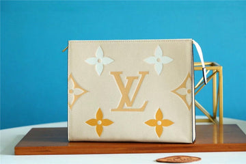 EC Fashion Lu-Vi bags - 8940