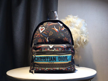 Christian Dior Luxury - The Tote   760