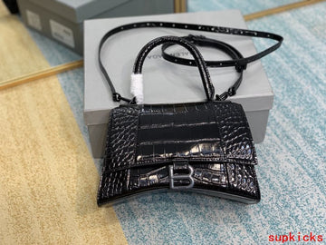 CS - BG Hourglass Bags - 142