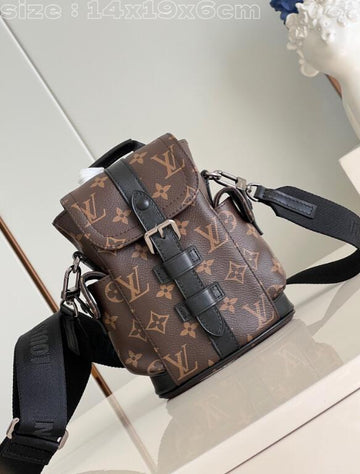 EC - LOV Bags - 495