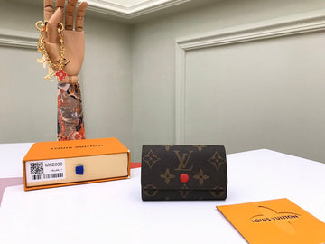 EC - LOV Wallet - 870