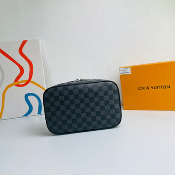EC - LOV Wallet - 1129
