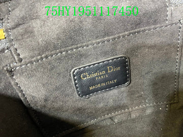 Christian Dior Luxury - The Tote   675