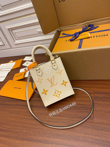 EC Fashion Lu-Vi bags - 17554