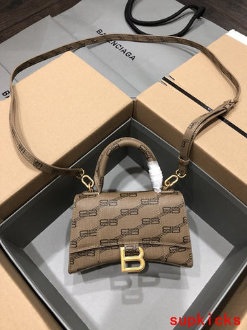 CS - BG Hourglass Bags - 081