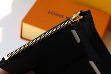 EC - LOV Wallet - 350