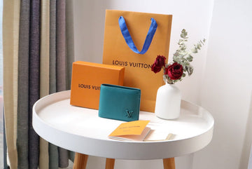 EC - LOV Wallet - 269