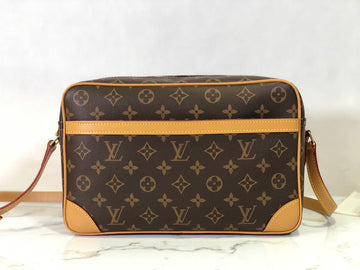 EC - LOV Women Bag - 2605