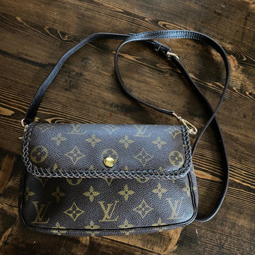 The Junco -CS Monogram in Brown Crossbody Bag