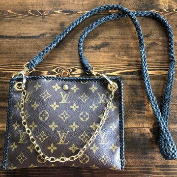 The Nuthatch -VS Monogram in Black Crossbody (Gold Hardware)