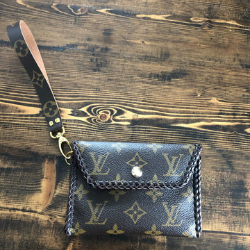 The Cardinal - Red insideVS Card Holder/Wallet/Keychain