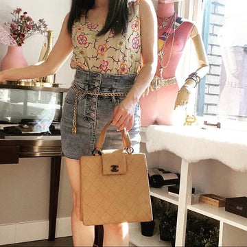CHANEL VINTAGE leather tote