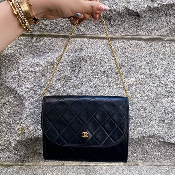 CHANEL vintage 24K Gold WOC lambskin bag
