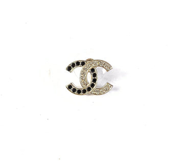 Chanel CC Logo Black and Silver Earrings B-1976
