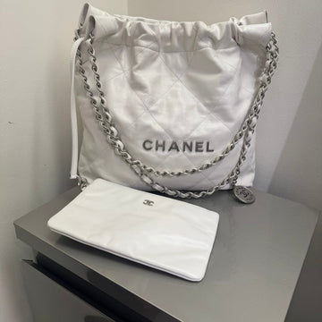 Chanel 22 Bag White Leather Shoulder Bag